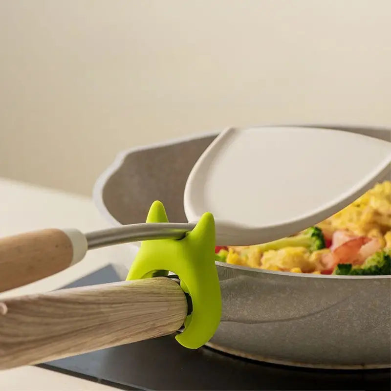 Silicone Kitchen Pan and Spoon Holder