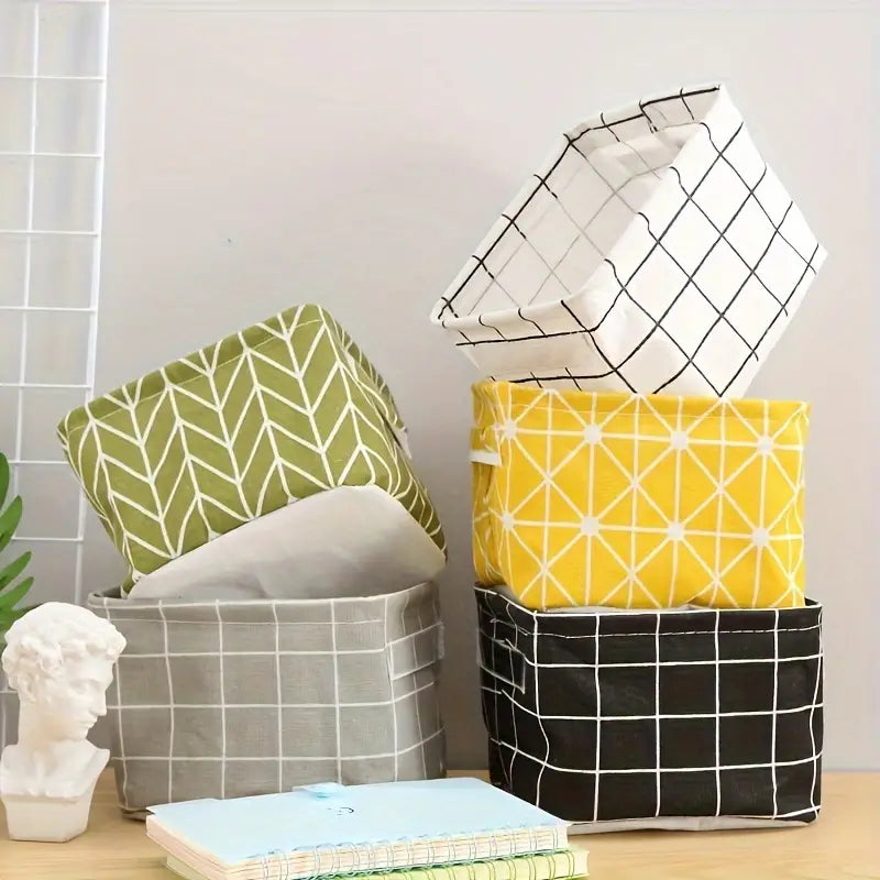 Foldable Mini Fabric Storage Basket