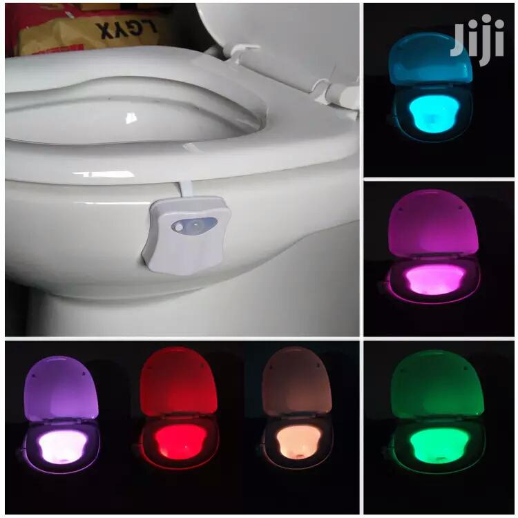 08 Colour Toilet Sensor Light